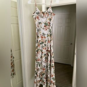 Vici Size Small Floral Maxi Dress